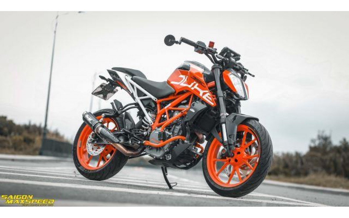 KTM Duke 390 bản độ full option đầy kịch tính trên đất Việt